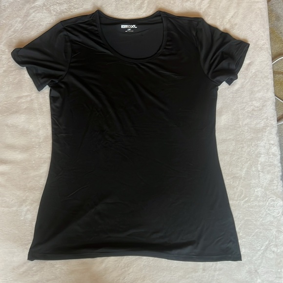 NWOT 2x Lot of 32 Degree Cool Performance Tops Women’s White & Black sz L - Picture 3 of 4